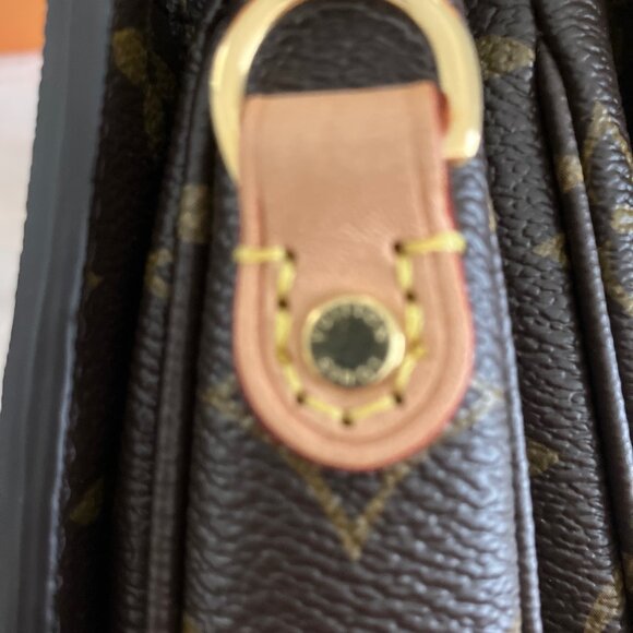 Louis Vuitton Pochette Metis - Picture 8 of 10